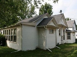 518 N Church St, Richland Center, WI 53581