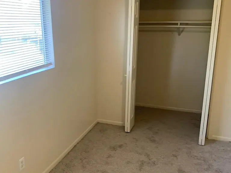 1750 N Pine St #11 — Photo 3