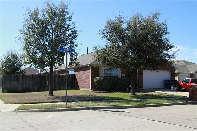 1st image of 1321 Primrose Dr