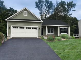 3182 Samantha Dr, Baldwinsville, NY 13027
