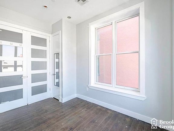 5th image of 129 Park Ave #3B