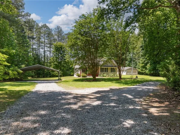 5783 Cottage Rd, Blackstone, VA 23824