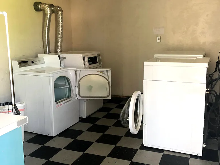 Addison Apartments — Photo 3