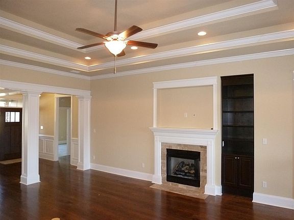 3rd image of 2522 Dahlgren Ct