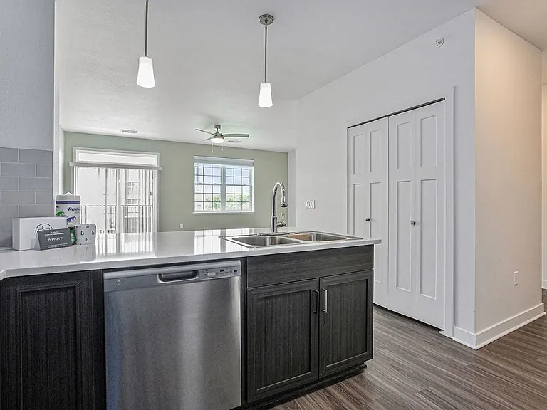 Meadowbrooke Apartment Homes — Photo 113