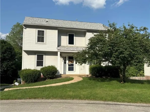 853 Emerald Dr, New Kensington, PA 15068