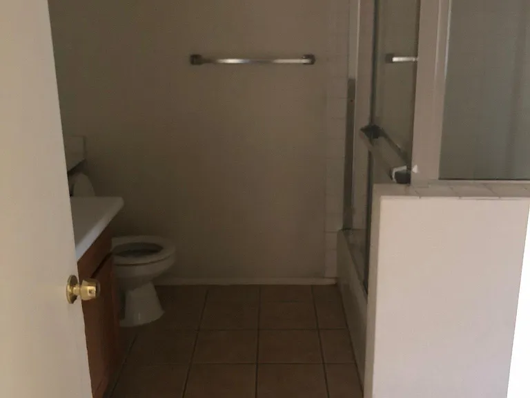2180 Pinetop Ln #204 — Photo 8