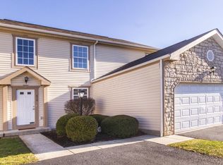 610 Faith Ann Dr, Pataskala, OH 43062