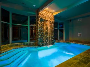 300 Overhill Dr, Redding, CA 96001