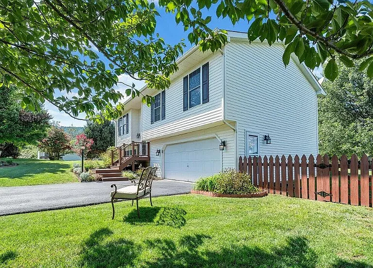 133 Gala Dr — Photo 12