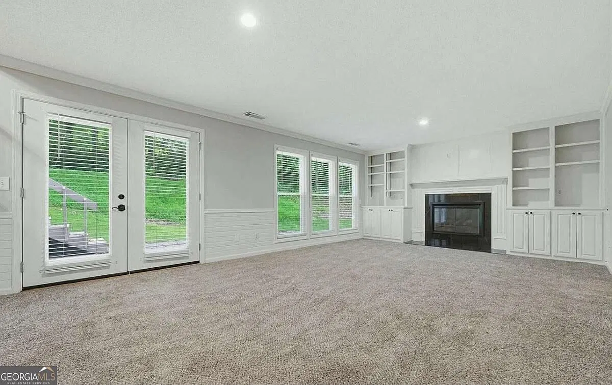 4 bed, 2508 sqft, $1,850 — Photo 3