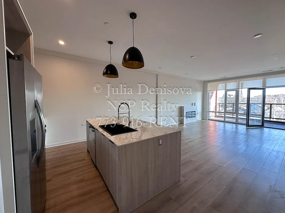 6340-307 W Belmont Ave