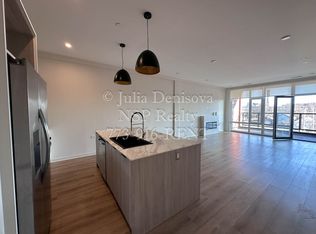 6340-307 W Belmont Ave, Chicago, IL 60634