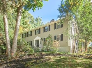 19 Meadowview Rd, Wayland, MA 01778