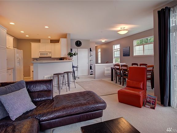 5th image of 1855 Trossachs Blvd SE Unit 1303