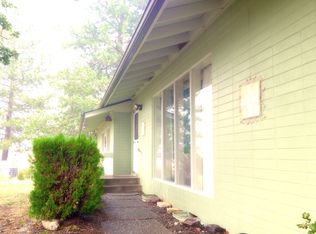 15 Upper Applegate Rd, Jacksonville, OR 97530