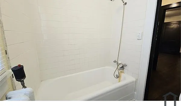 939 N Church St #1 — Photo 8