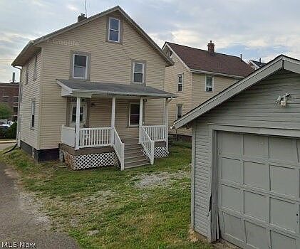 2nd image of 647 Forest Ave SW