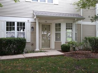 2919 Rutland Cir UNIT 101, Naperville, IL 60564