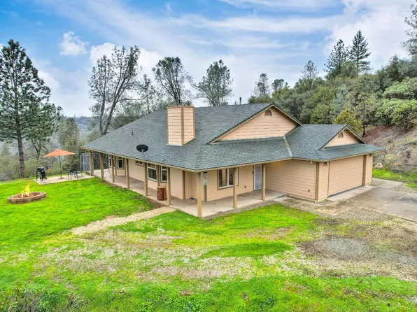 13675 Shake Ridge Rd, Sutter Creek, CA 95685