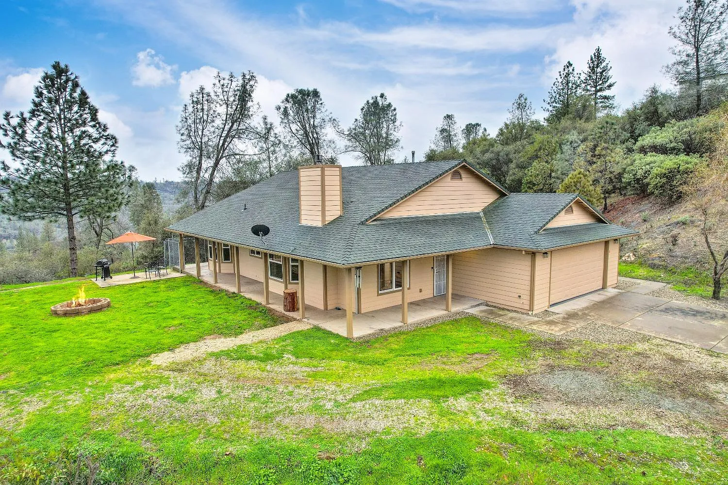 13675 Shake Ridge Rd photo 1