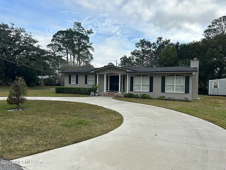 4690 Homestead Rd — Photo 2