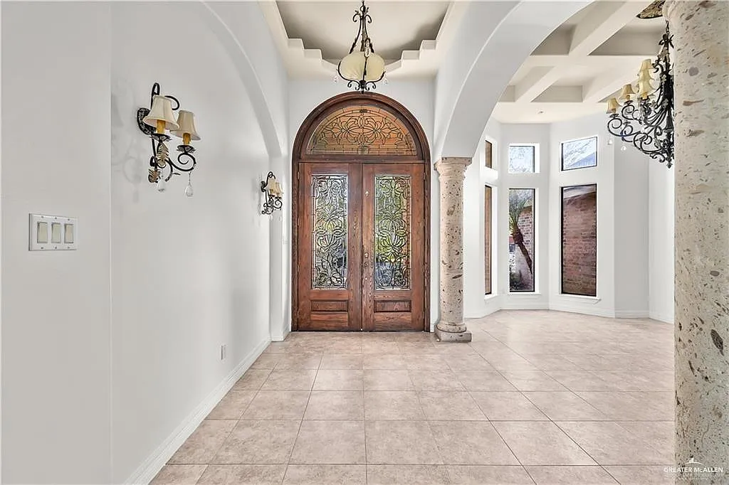 Building Photo - 2913 San Rodrigo