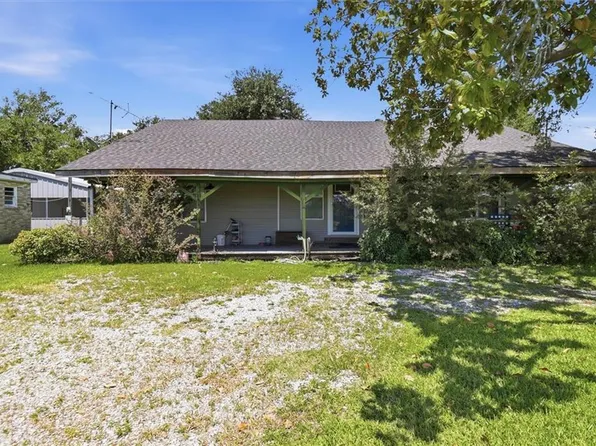 151 Vans Ln, Destrehan, LA 70047