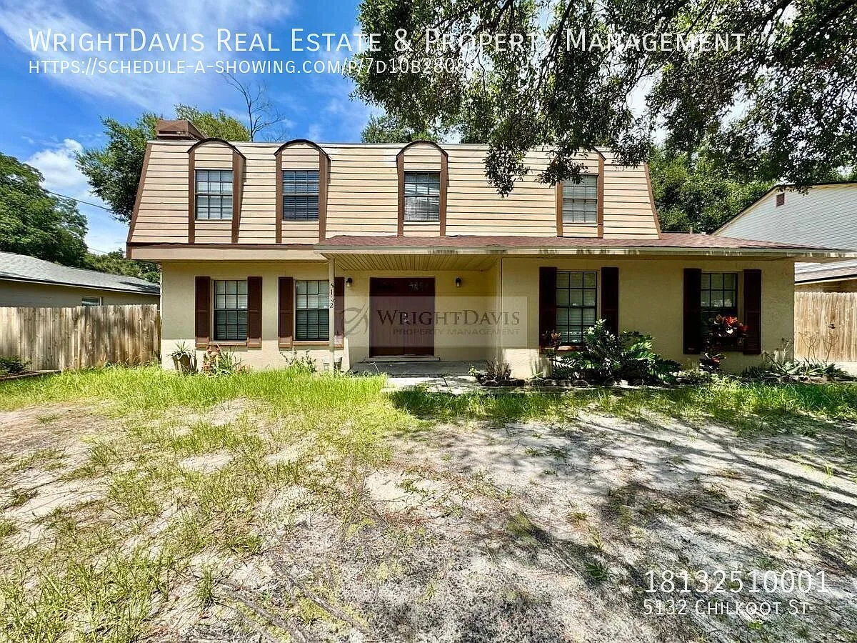Beautifully Updated 4/3 Home in Tampa — Photo 1