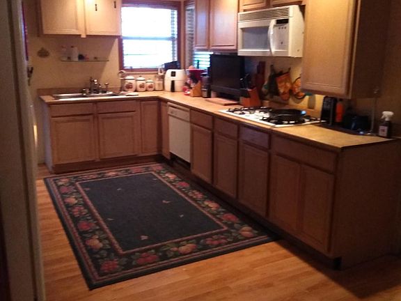 3rd image of 1816 W Way Ave
