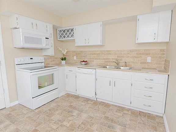 5th image of 3903 E Marietta Ave
