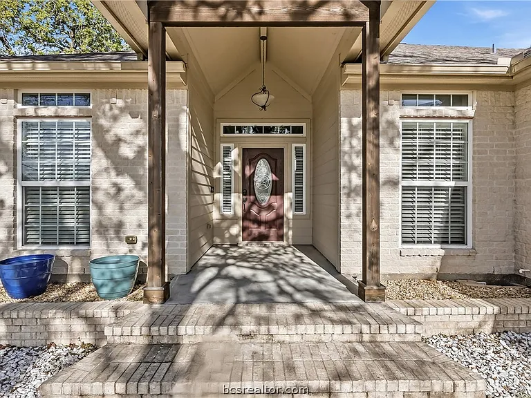 22 Golfview Dr — Photo 3