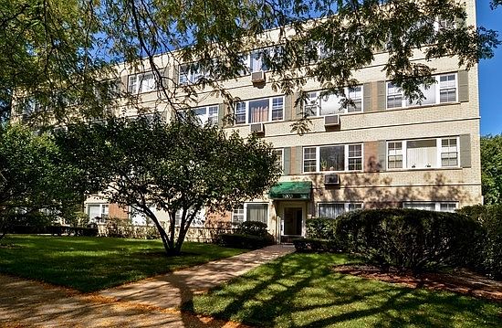 1st image of 1005 Madison St APT 205