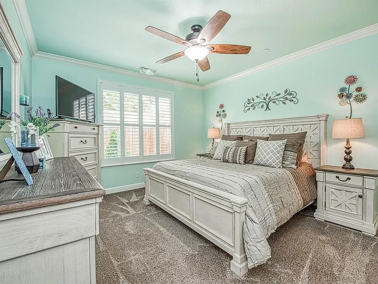 2883 Prato Ln — Photo 25