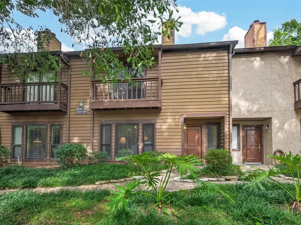 11711 Memorial Dr APT 239, Houston, TX 77024