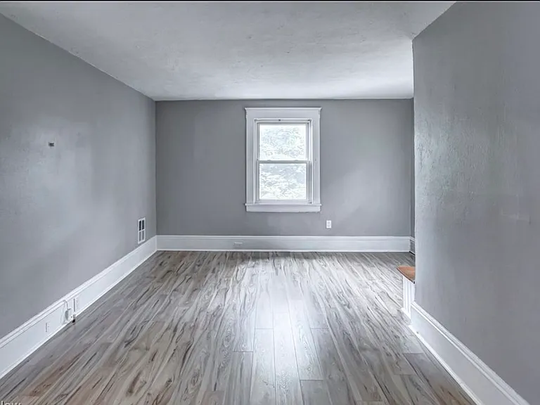 1426 Spring Garden Ave — Photo 6