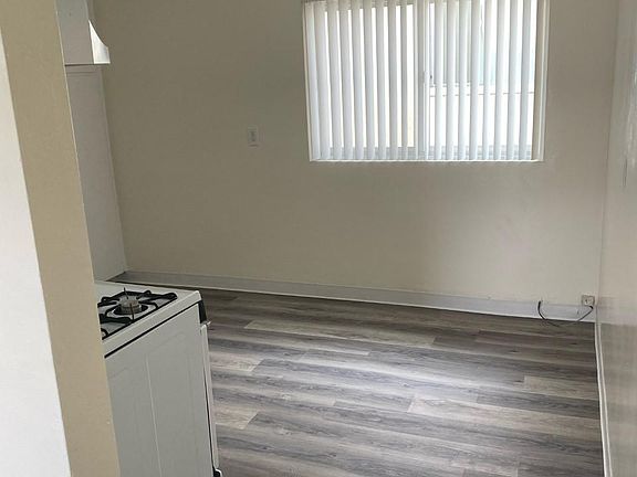 5th image of 2161 Garnet Ave APT 10