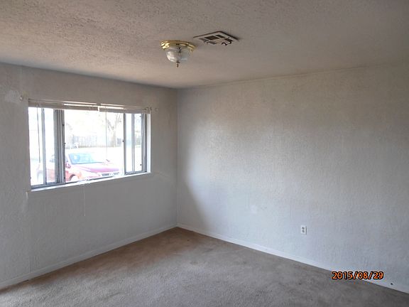 3rd image of 4551 SW G Ave