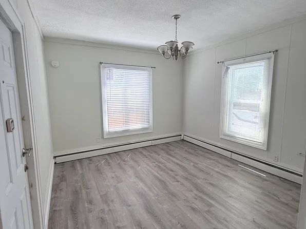 86 Dwight St APT 2, New Britain, CT 06051