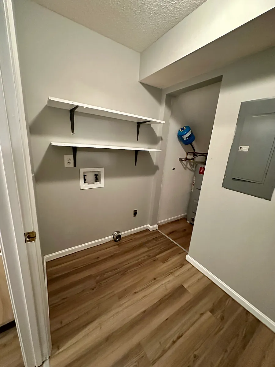 Building Photo - 315 Berkley Ct #3