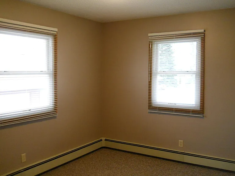 525 W Spring St #8 — Photo 12