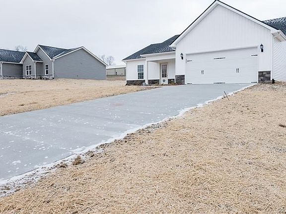 3rd image of 1103 Pine Meadow Dr