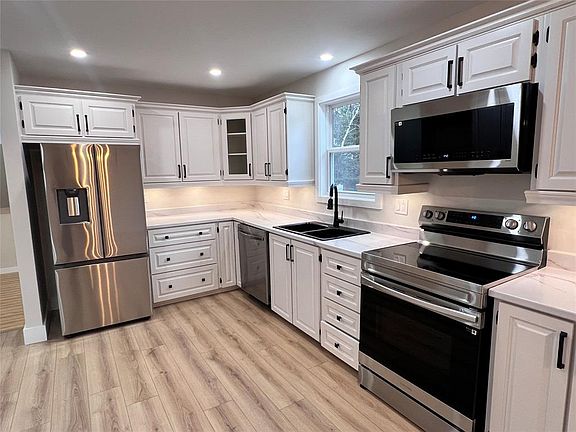 4th image of 14-16 Farm Road