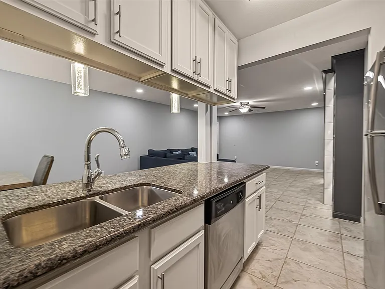 5333 Richmond Ave #33 — Photo 9