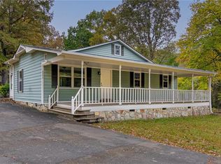 2206 Glenside Dr, Greensboro, NC 27405