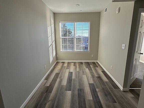 5th image of 1812 Washington #H-104