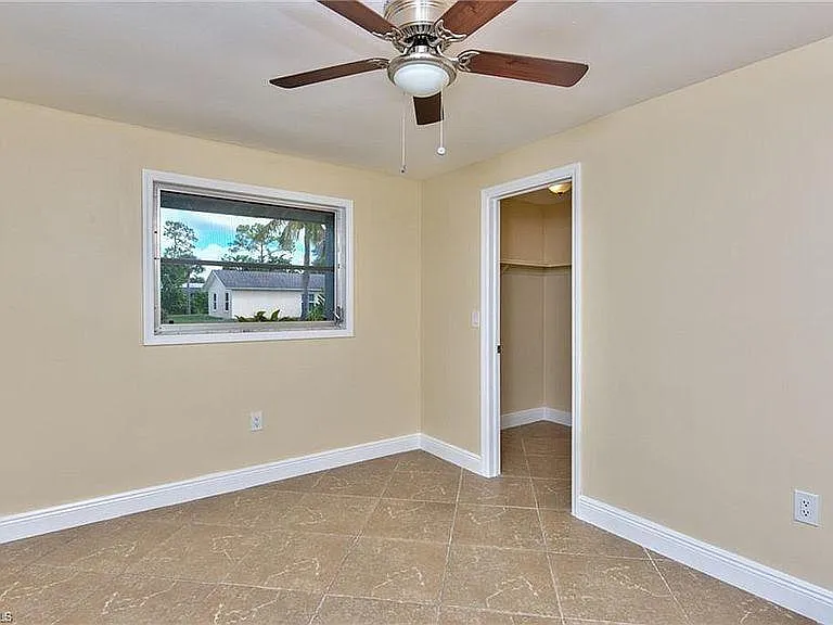 4480 Parrot Ave — Photo 14