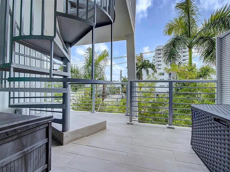 1577 Bay Rd #201 — Photo 27