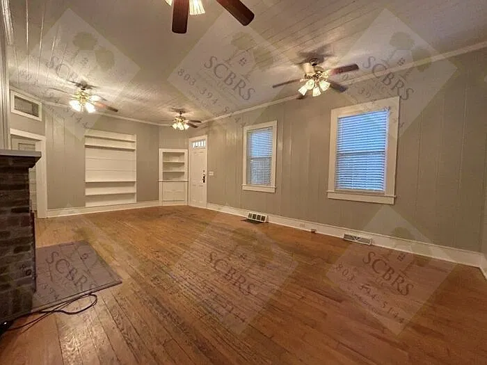 5 bed, 2.0 bath, 2138 sqft, $3,750 — Photo 3