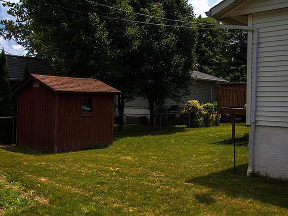 3rd image of 3396 Tudor Ln